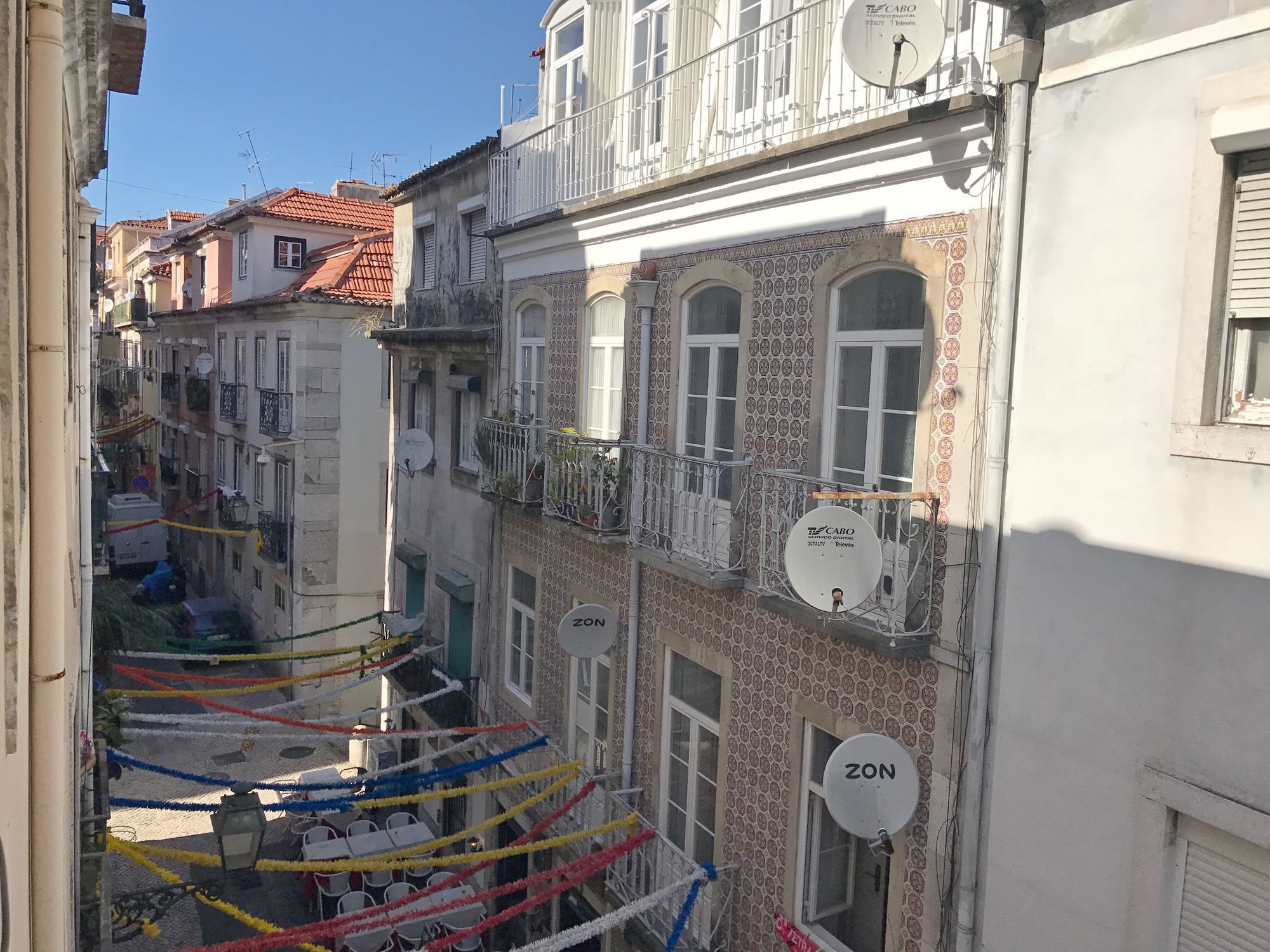 Bairro Alto Yellow By Homing Lisboa Exterior foto